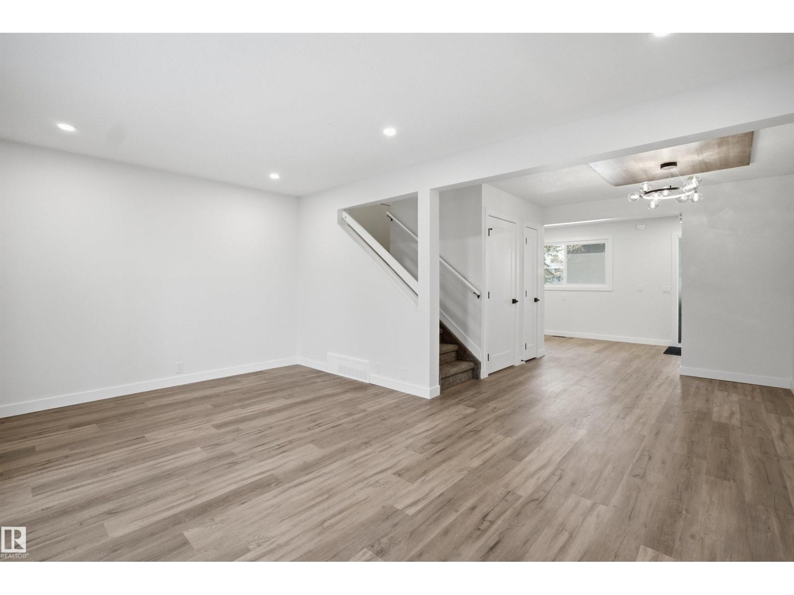 1706 37 ST NW, Edmonton