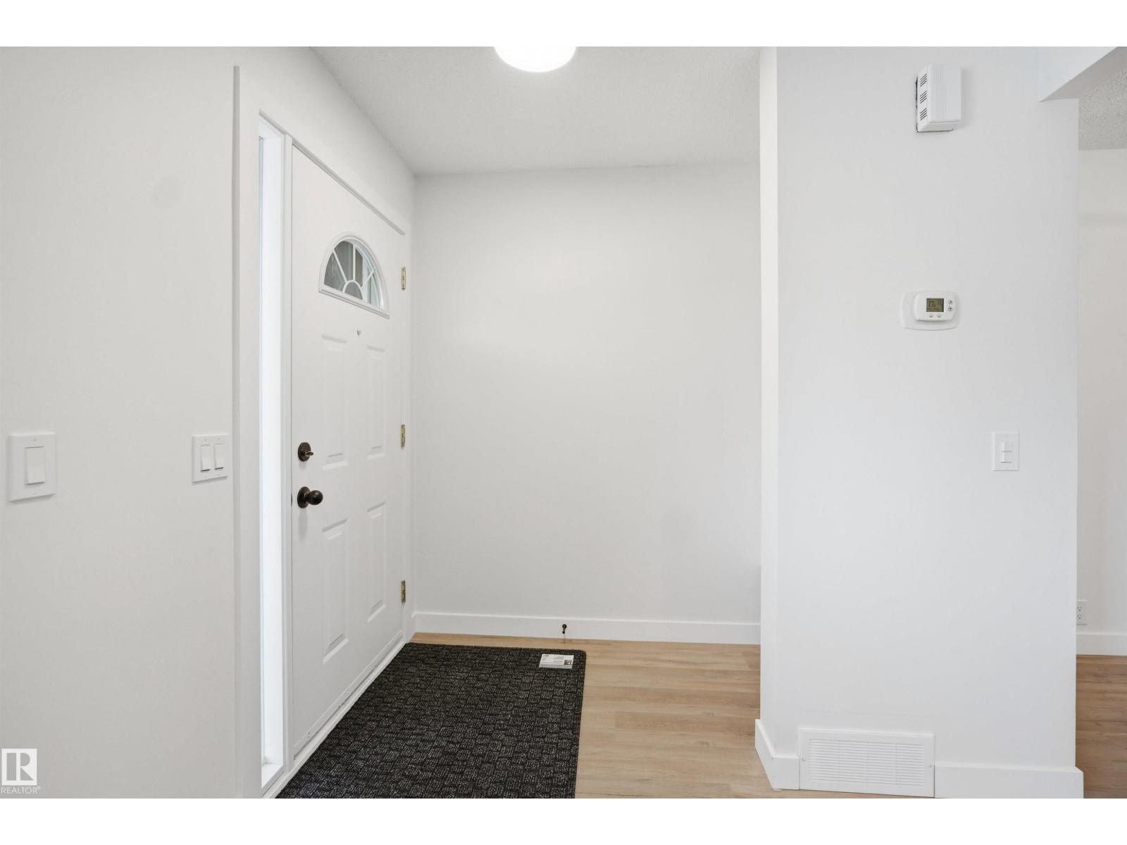 1706 37 ST NW, Edmonton