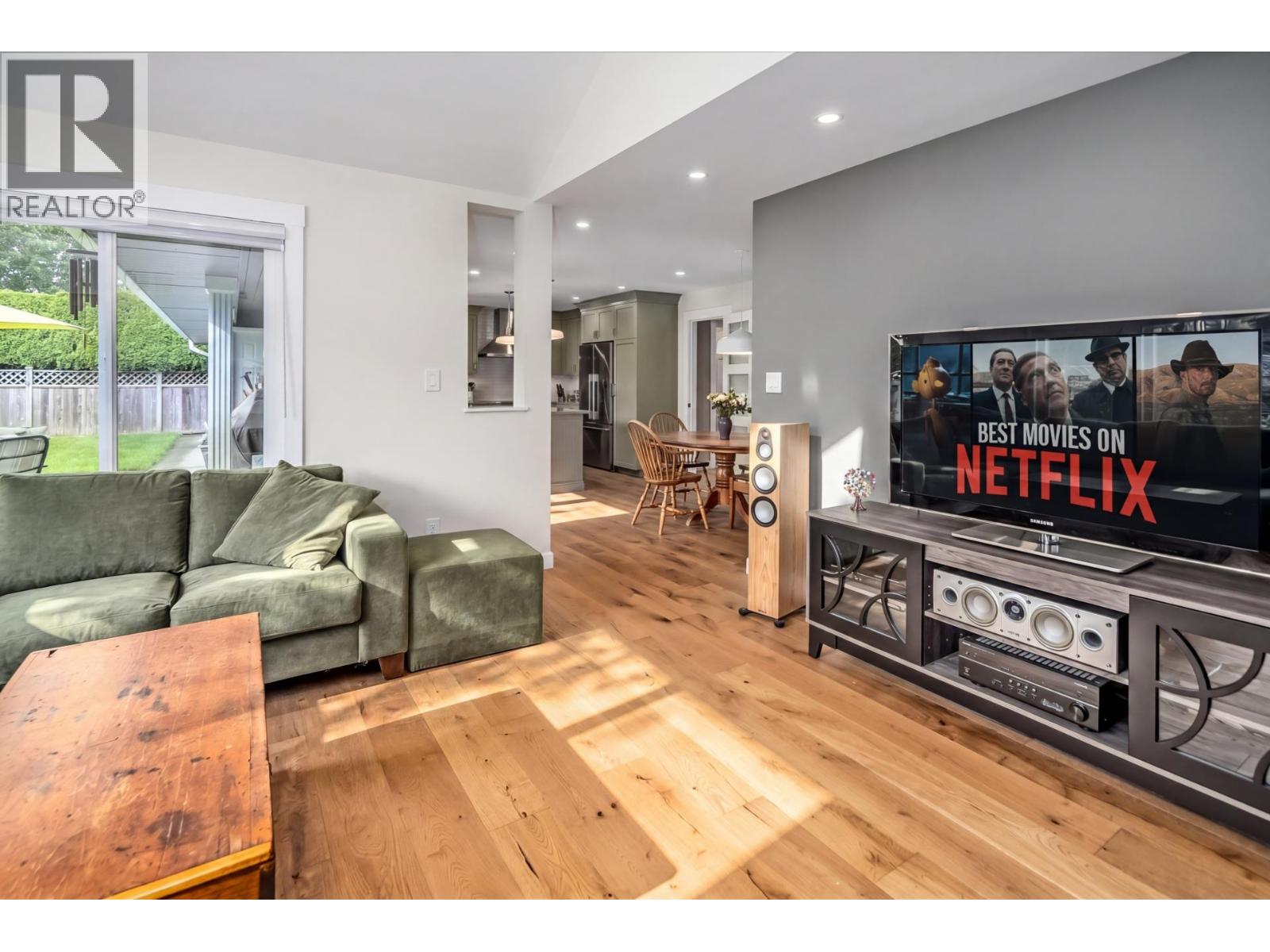 4621 LONDON CRESCENT, Ladner
