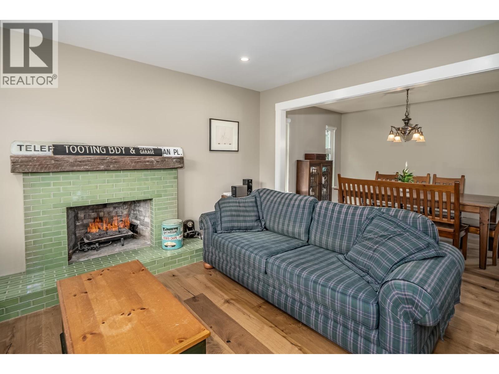 4621 LONDON CRESCENT, Ladner
