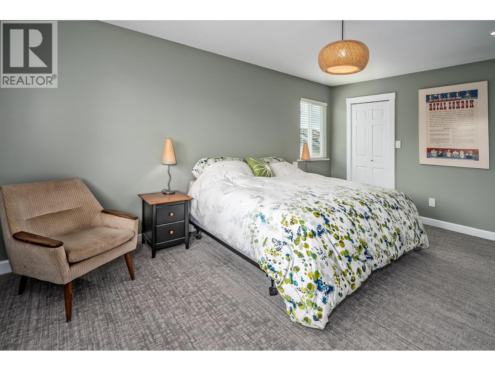 4621 LONDON CRESCENT, Ladner