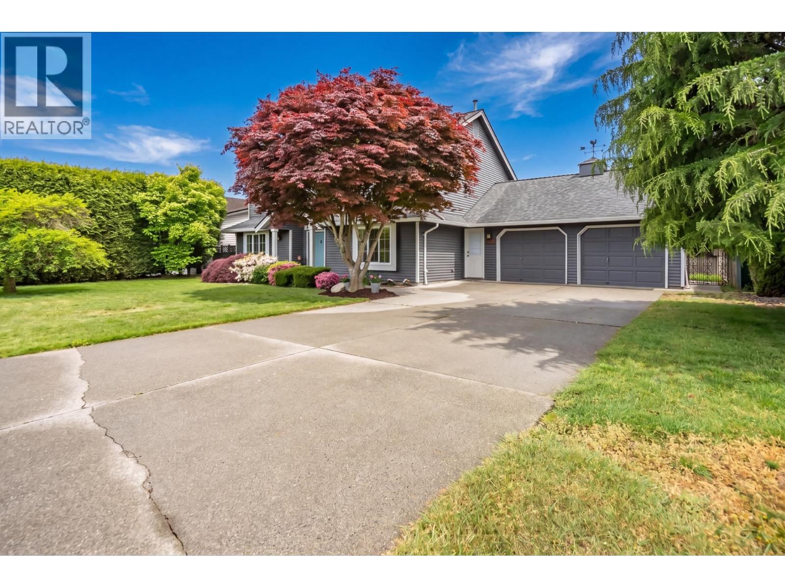 4621 LONDON CRESCENT, Ladner
