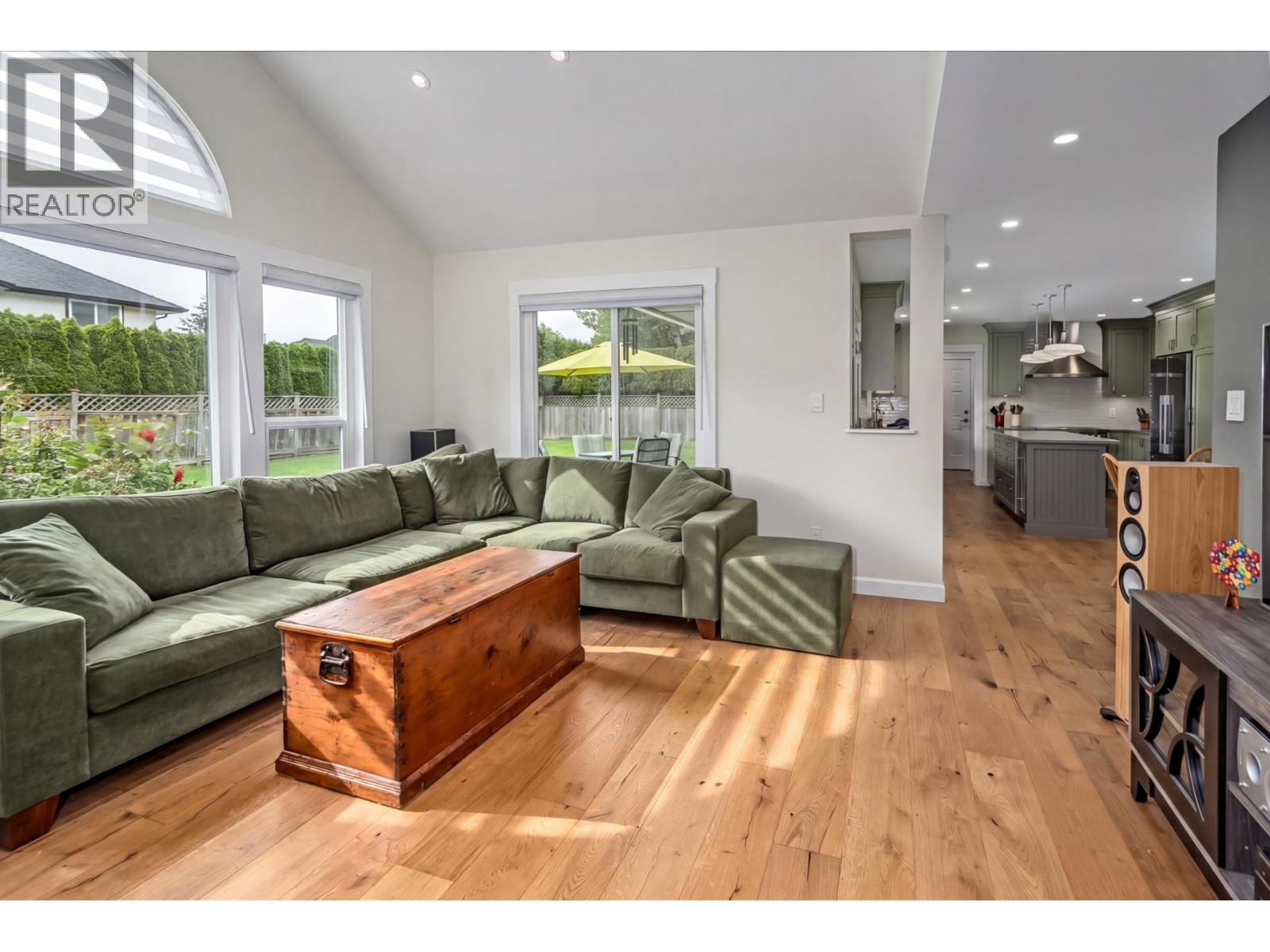 4621 LONDON CRESCENT, Ladner