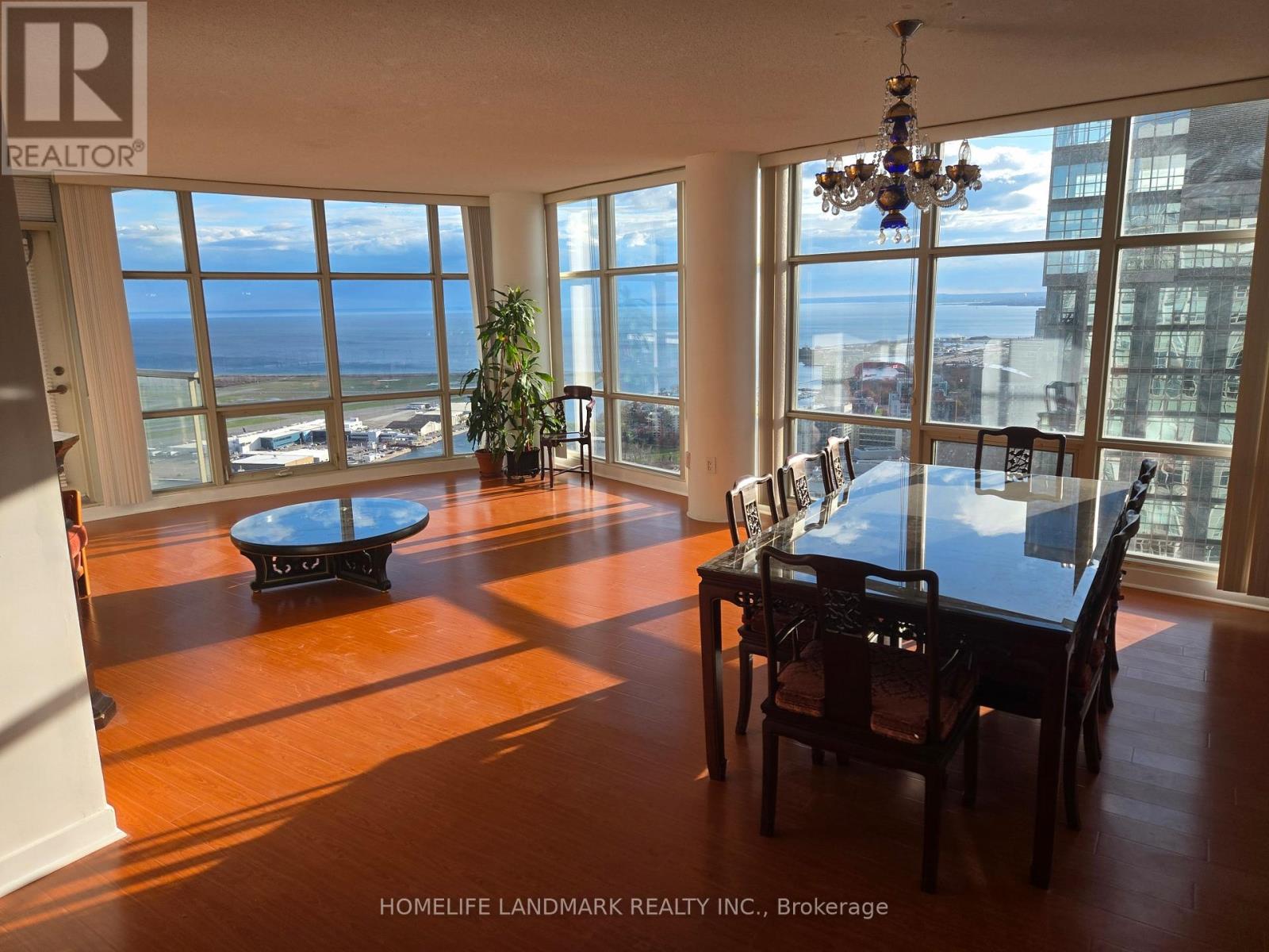 Listing photo of 5212 - 35 MARINER TERRACE