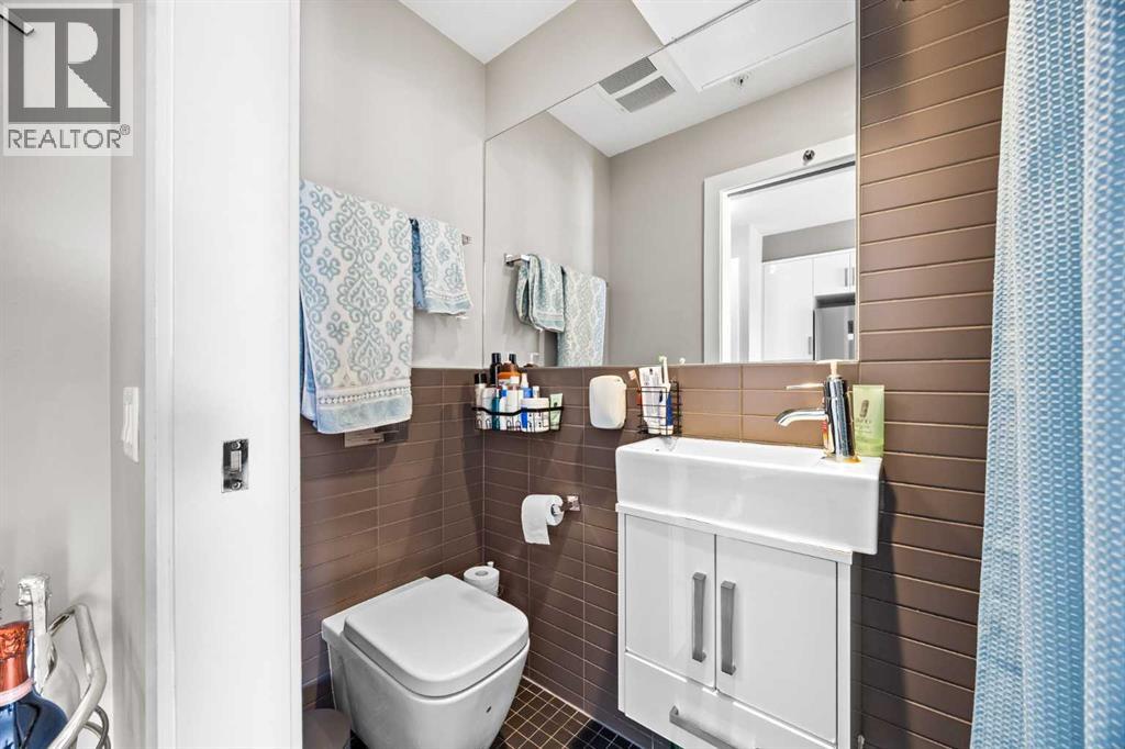 #204 1521 26 Avenue SW - 8