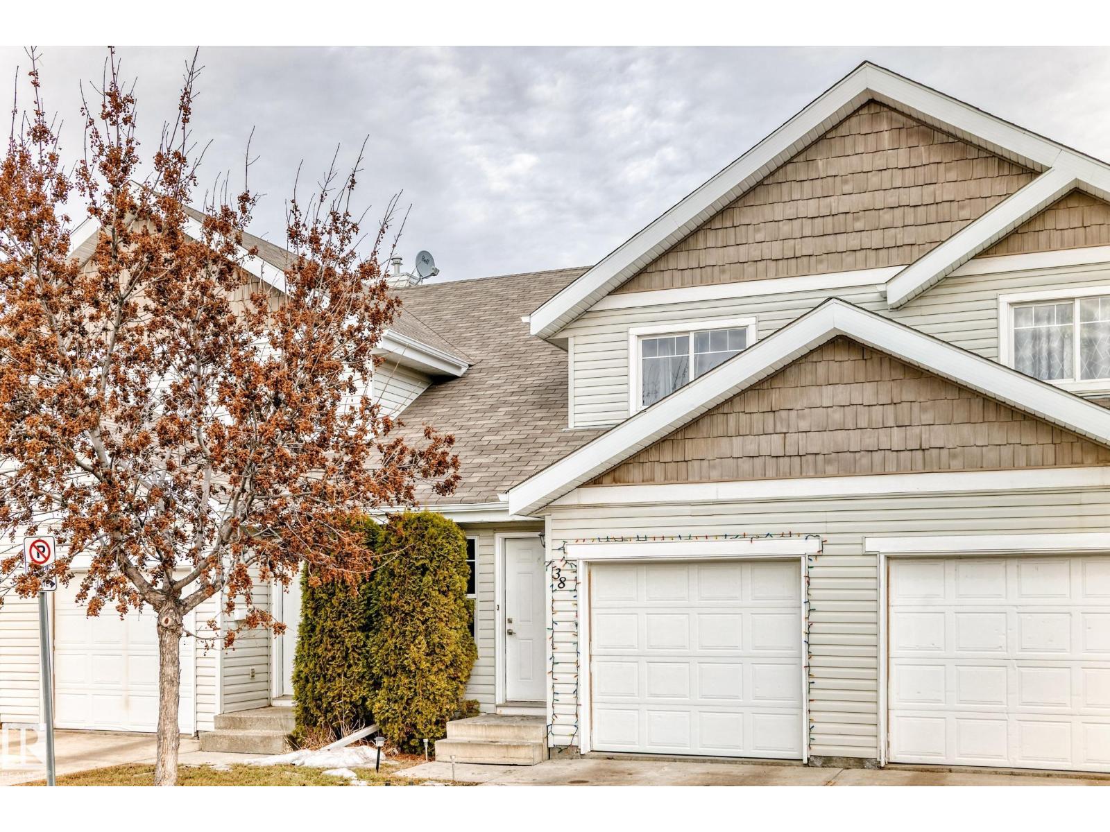 #38 150 Edwards ST SW, Edmonton