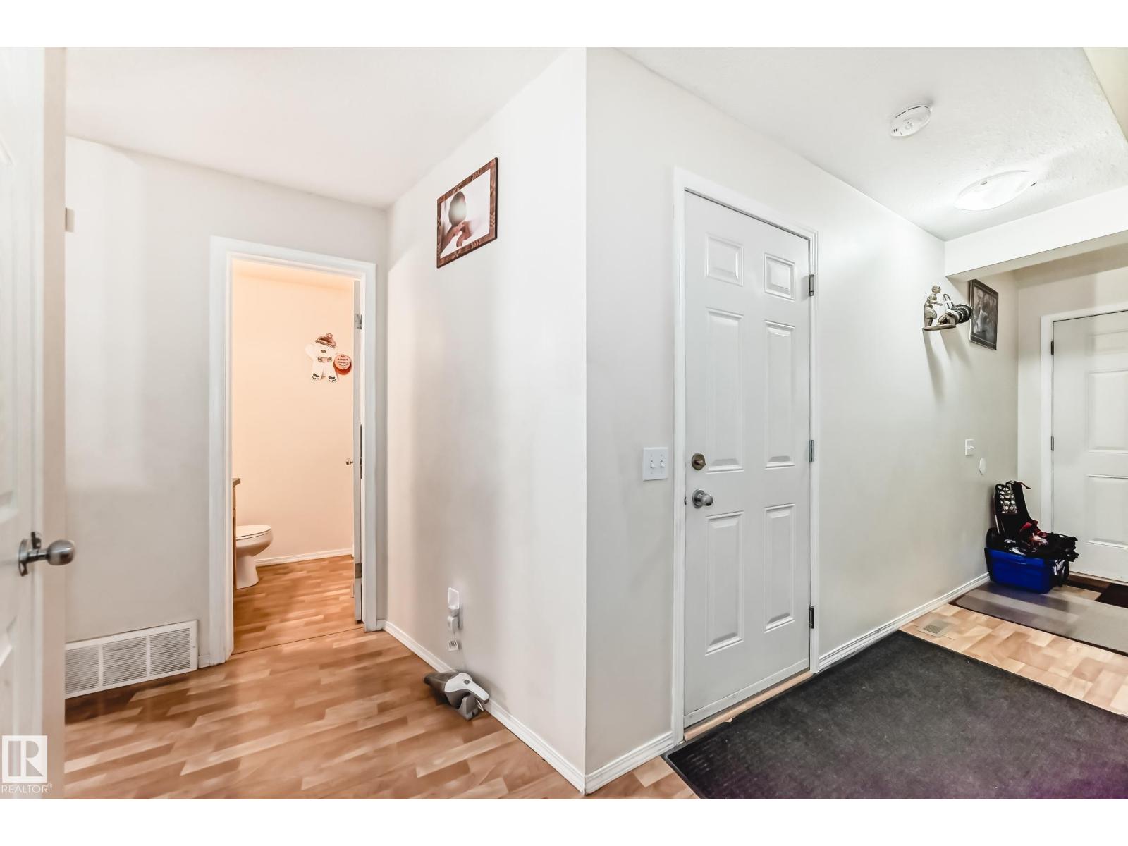 #38 150 Edwards ST SW, Edmonton
