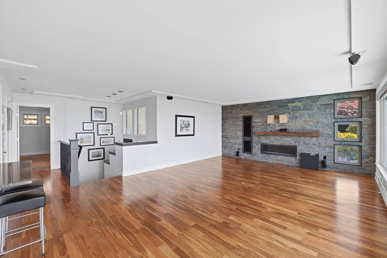 14843 HARDIE AVENUE, White Rock