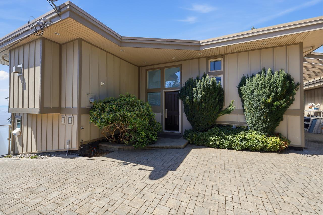 14843 HARDIE AVENUE, White Rock