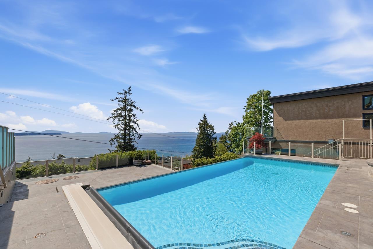 14843 HARDIE AVENUE, White Rock