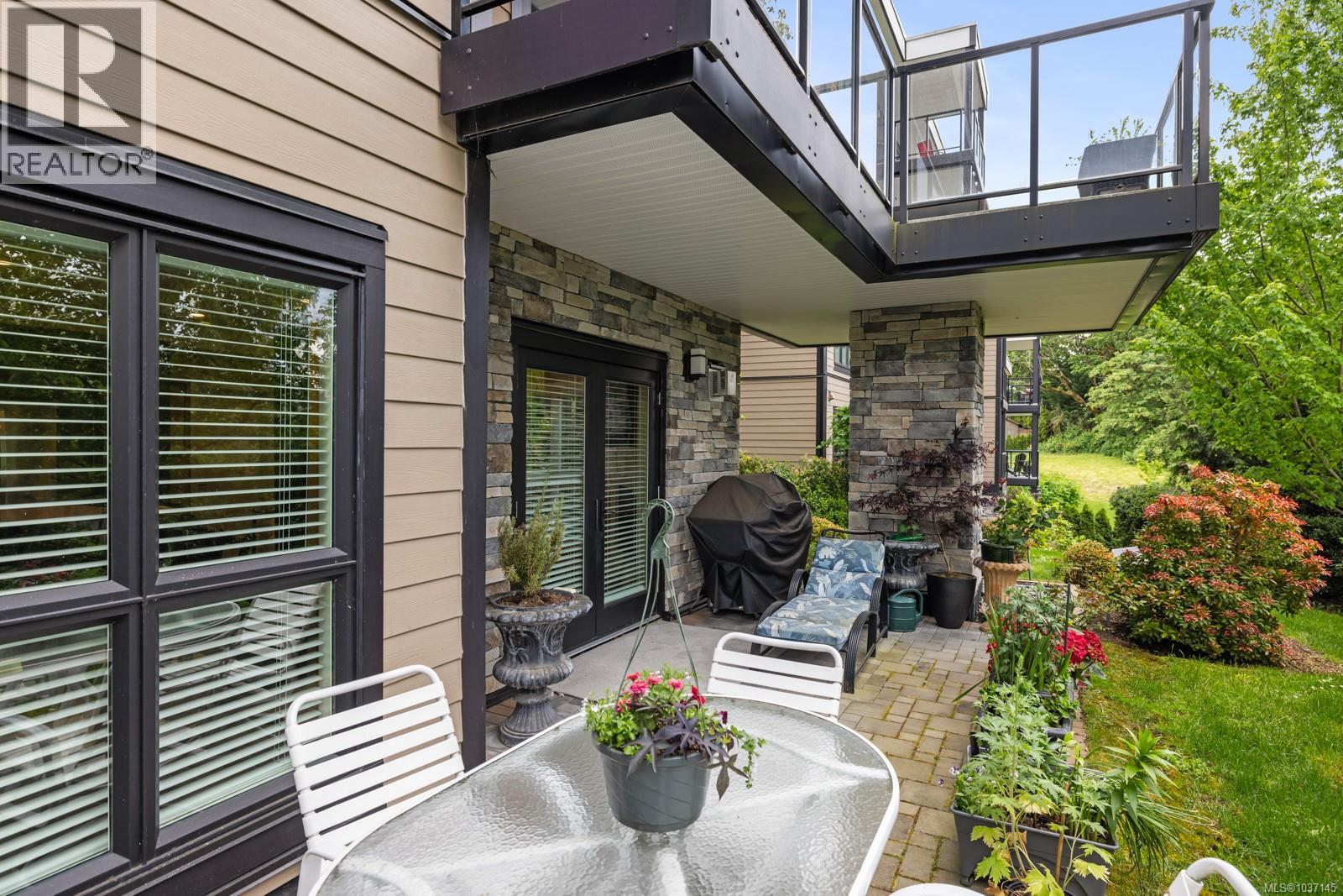#104 741 Travino Lane - 13