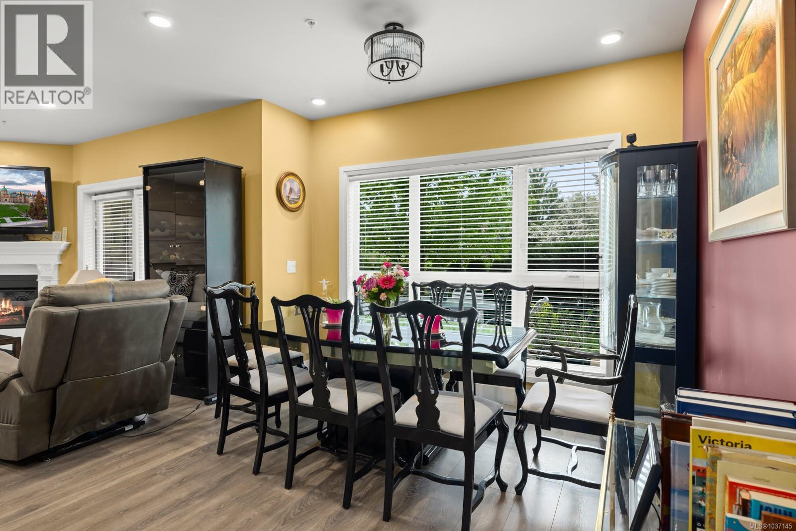 #104 741 Travino Lane - 9