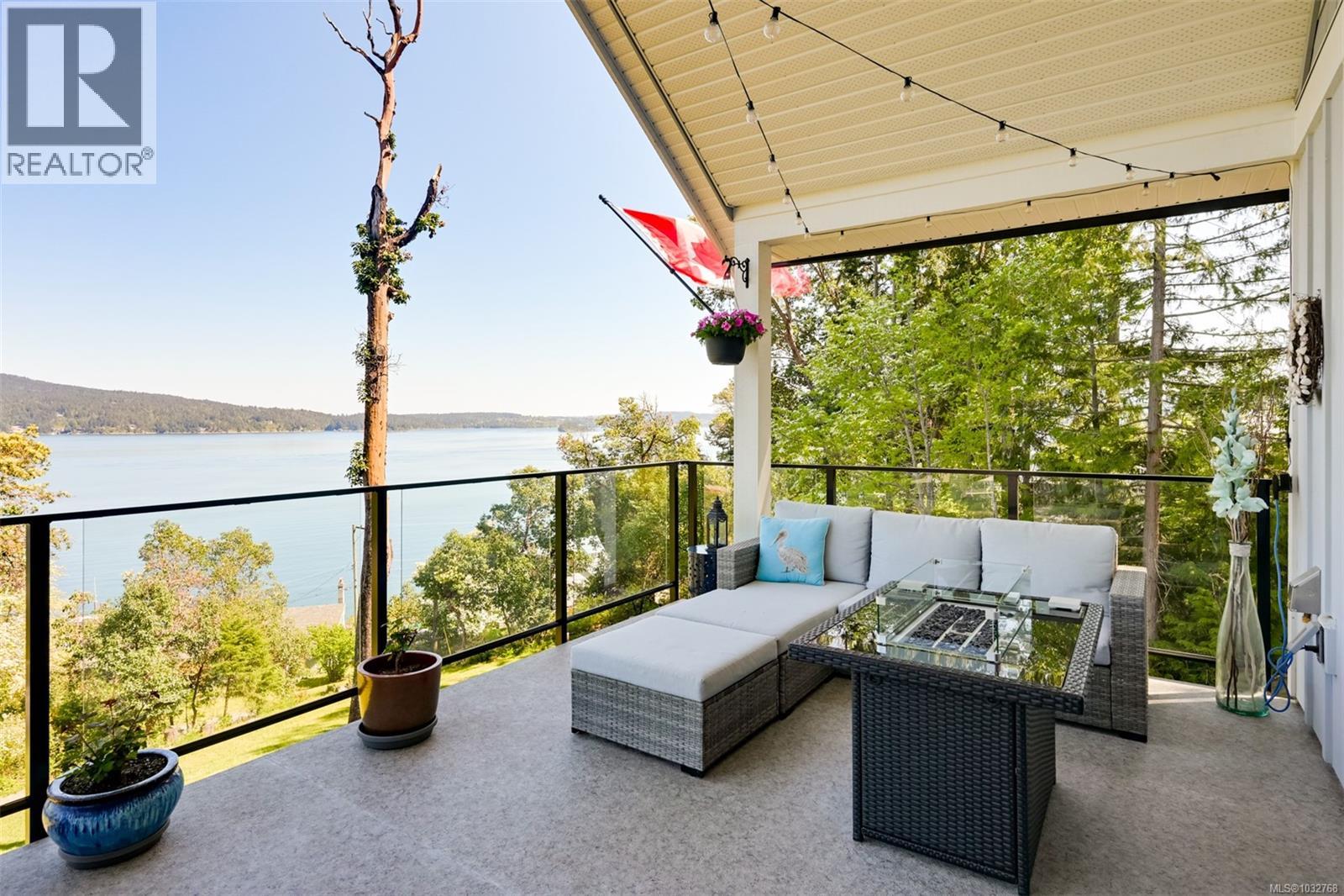 1717 Arbutus Terr, Mill Bay