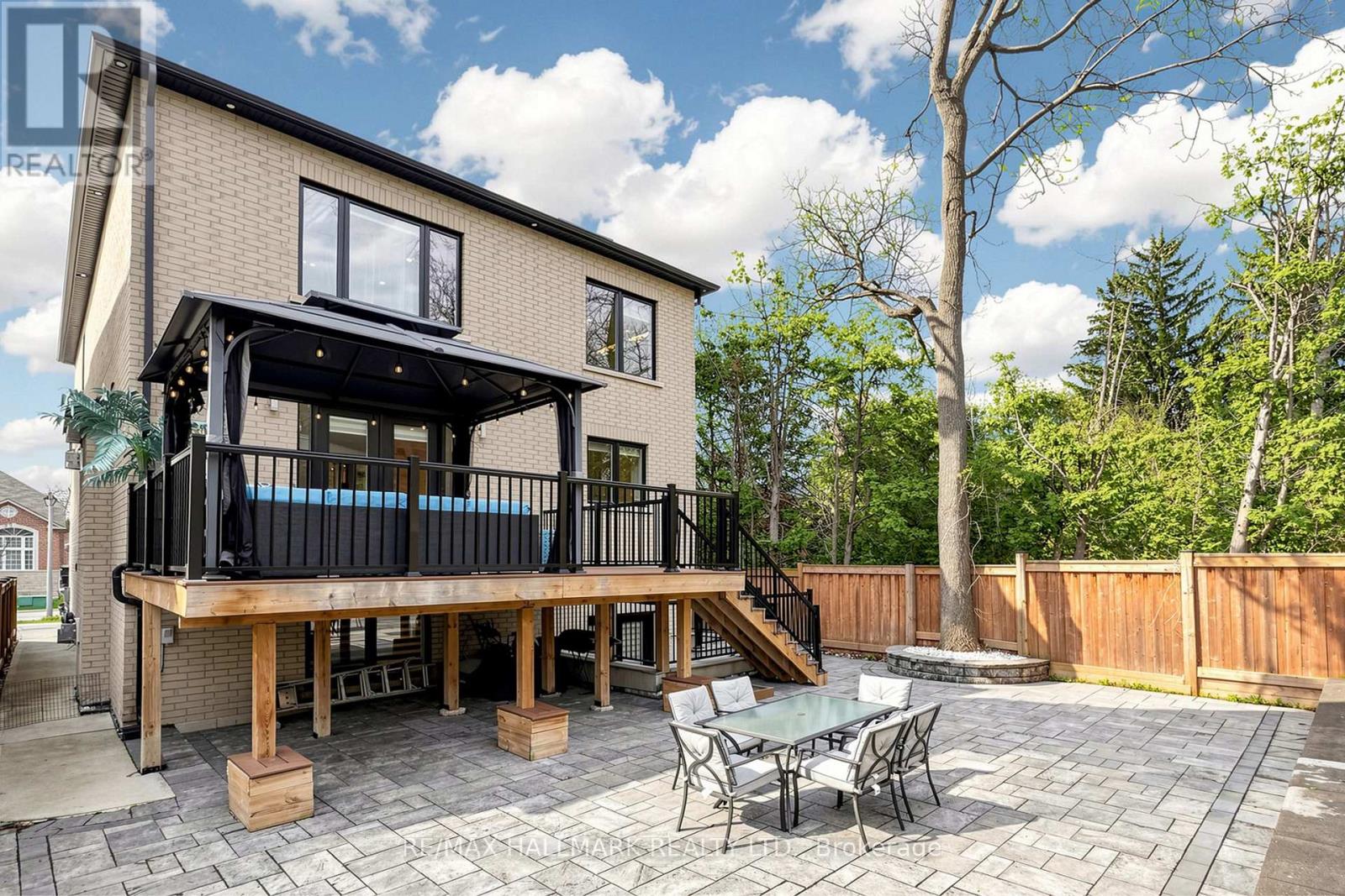 901 WINGARDEN CRESCENT - 49