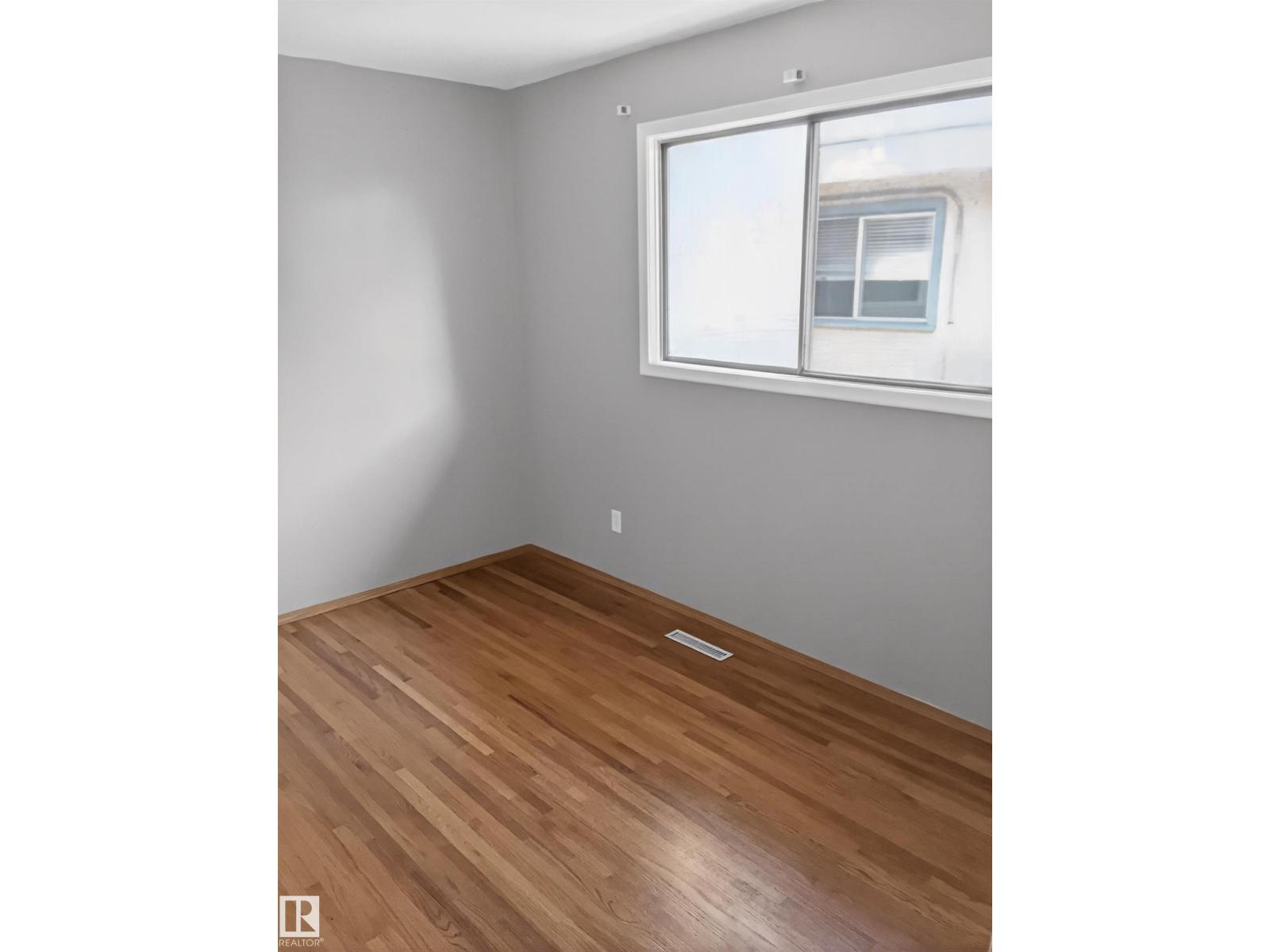 13007 / 13009 111 AV NW, Edmonton