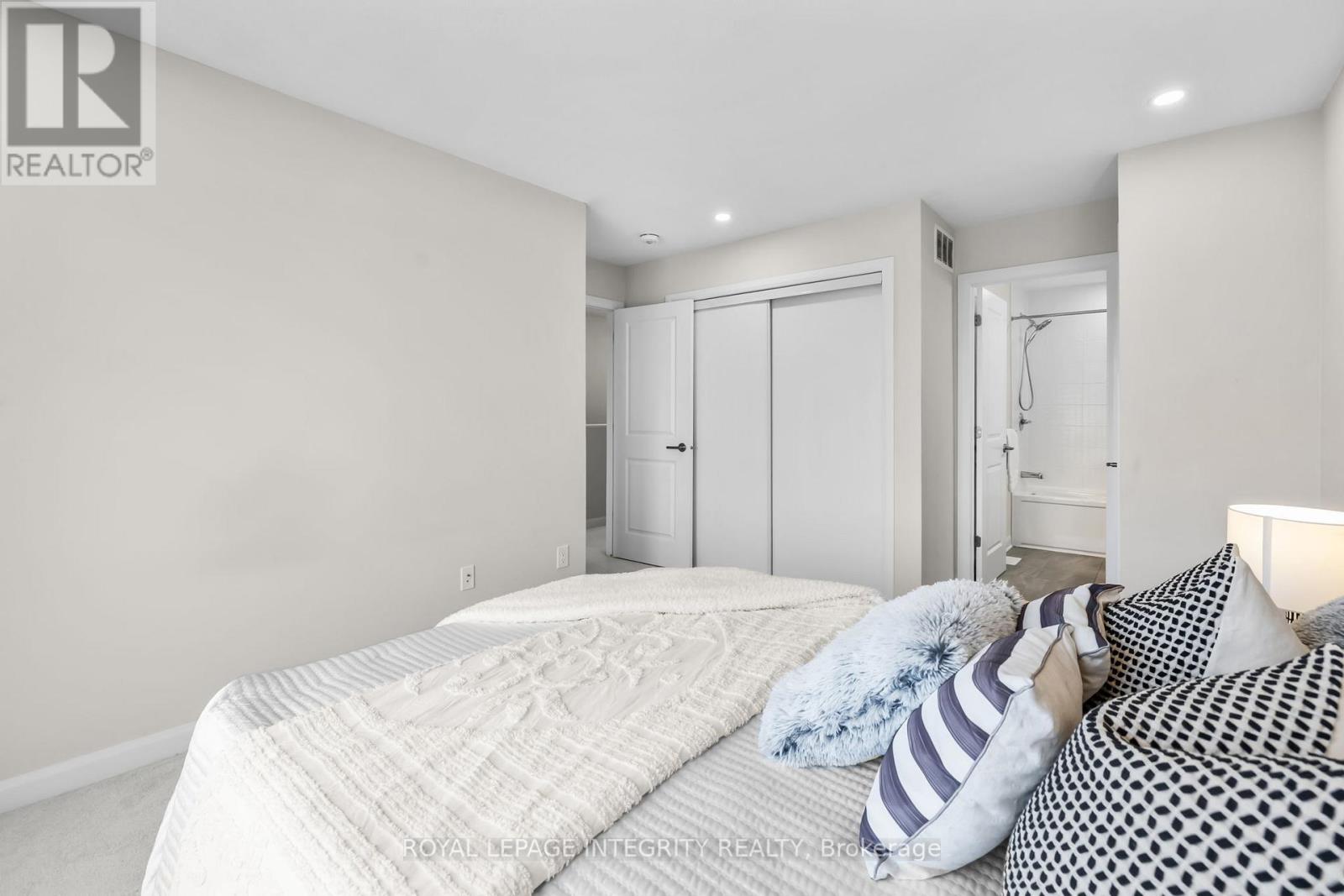 125 ATTWELL PRIVATE - 28