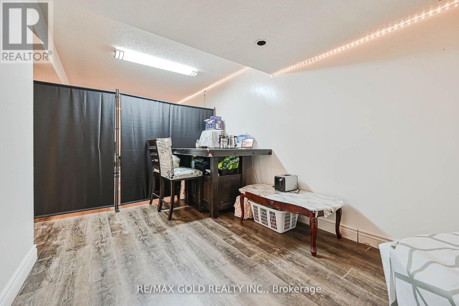 3200 MORNING STAR DRIVE - 25