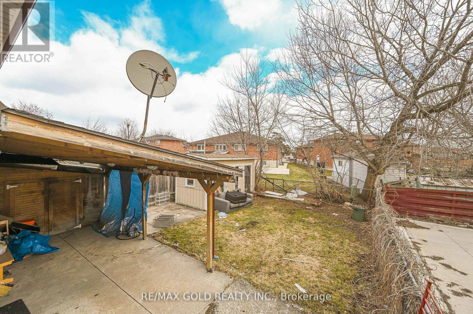 3200 MORNING STAR DRIVE - 33