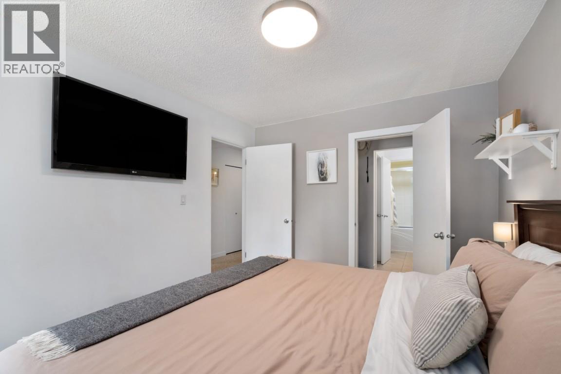 3 8138 CEDAR SPRINGS ROAD, Whistler