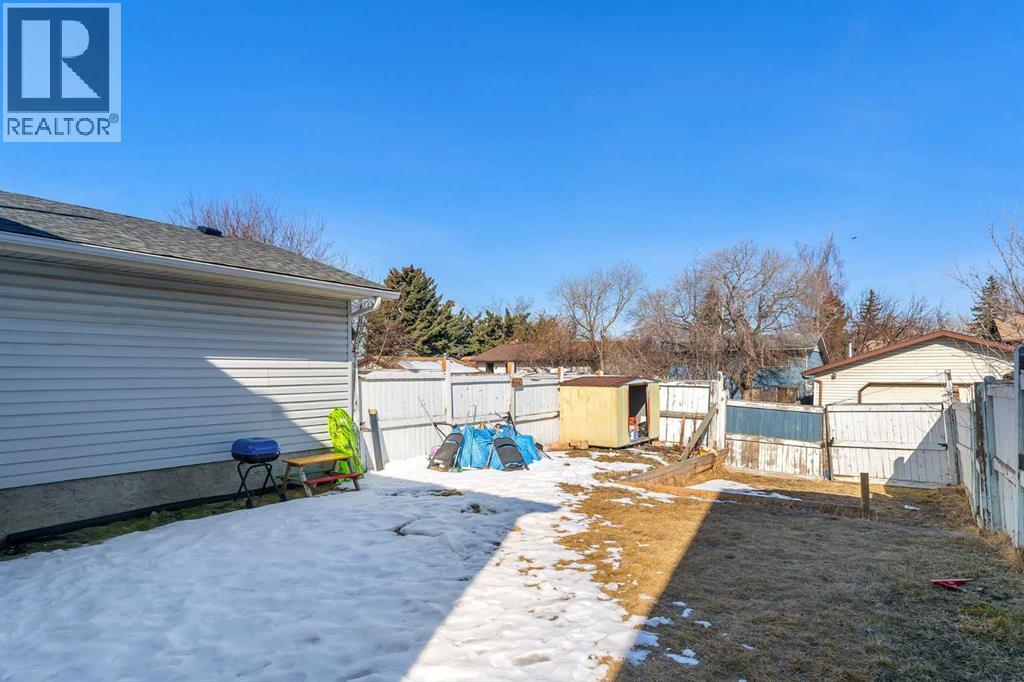 354 Aboyne Place NE - 28
