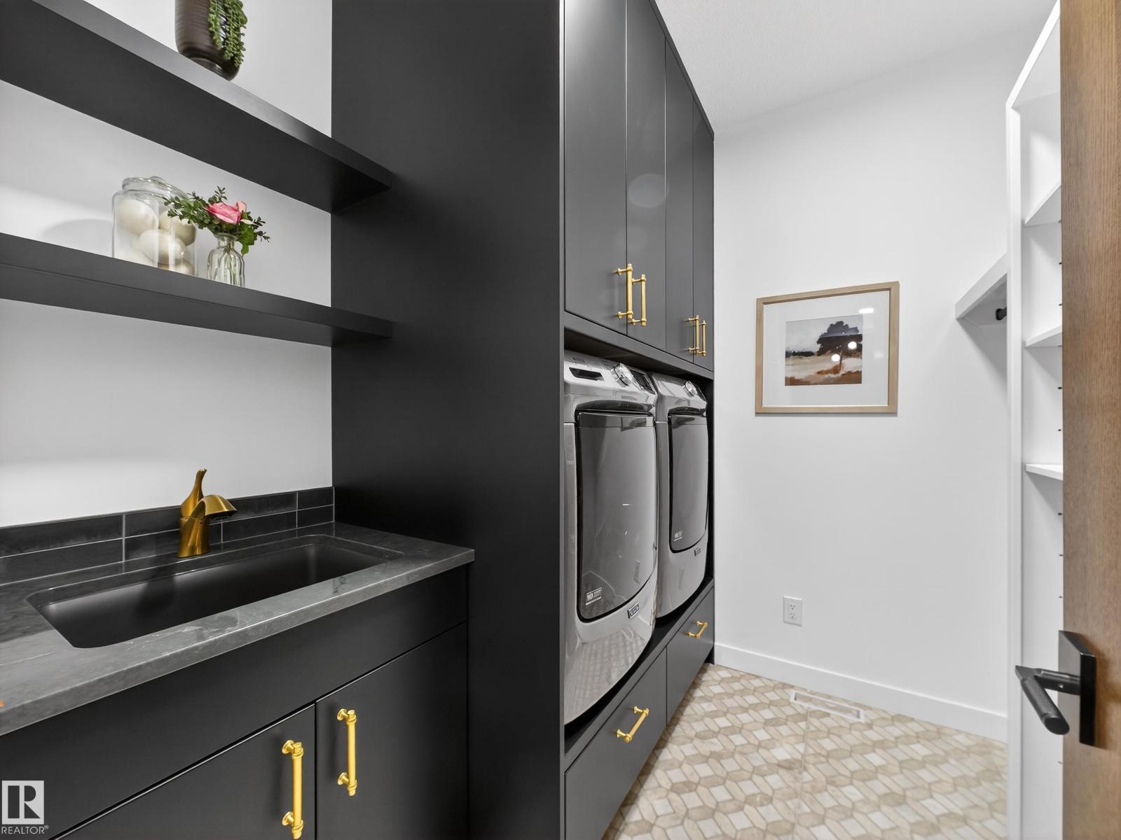 7104 54 AV, Beaumont