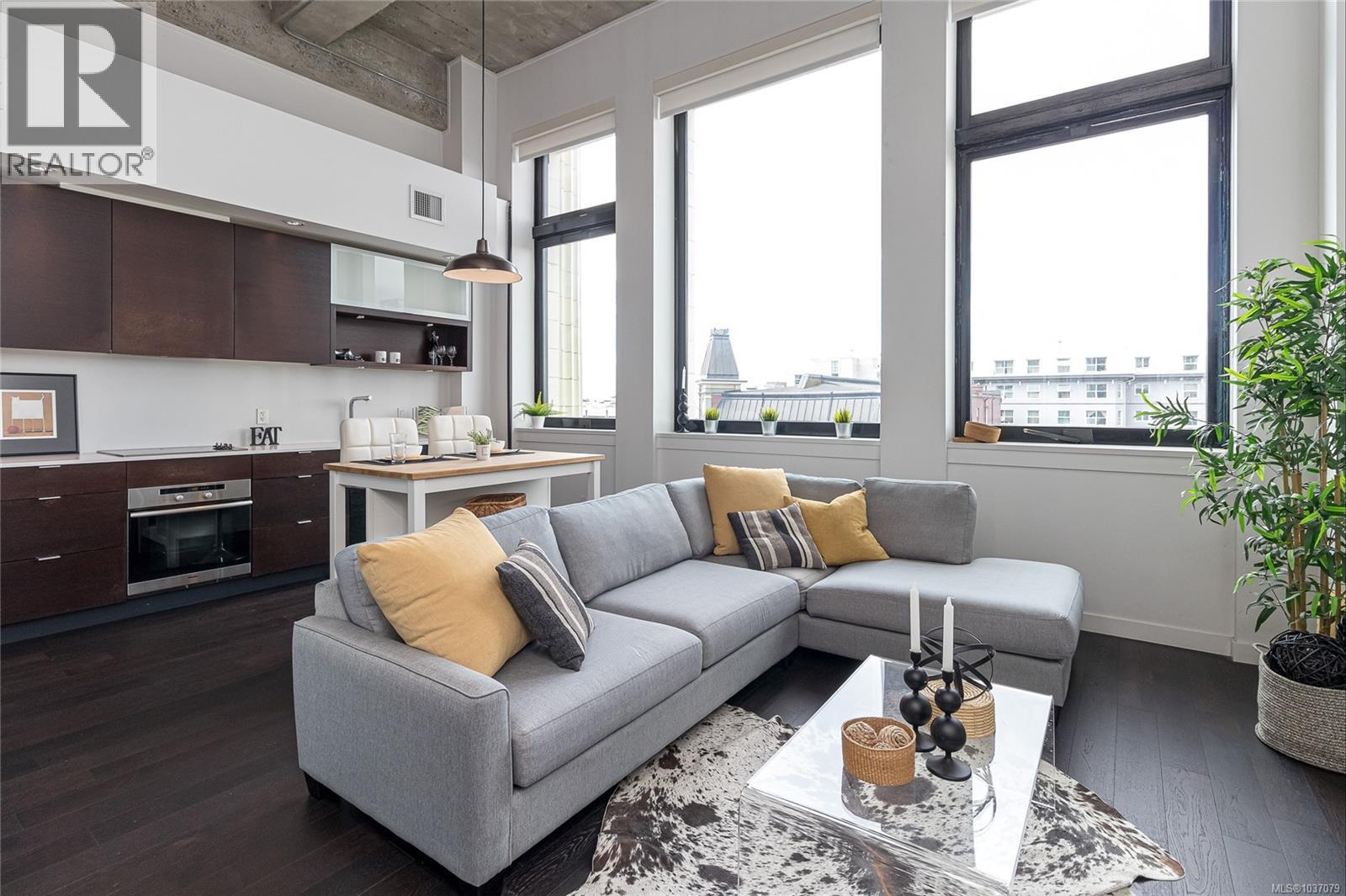 #312 770 Fisgard St - 1