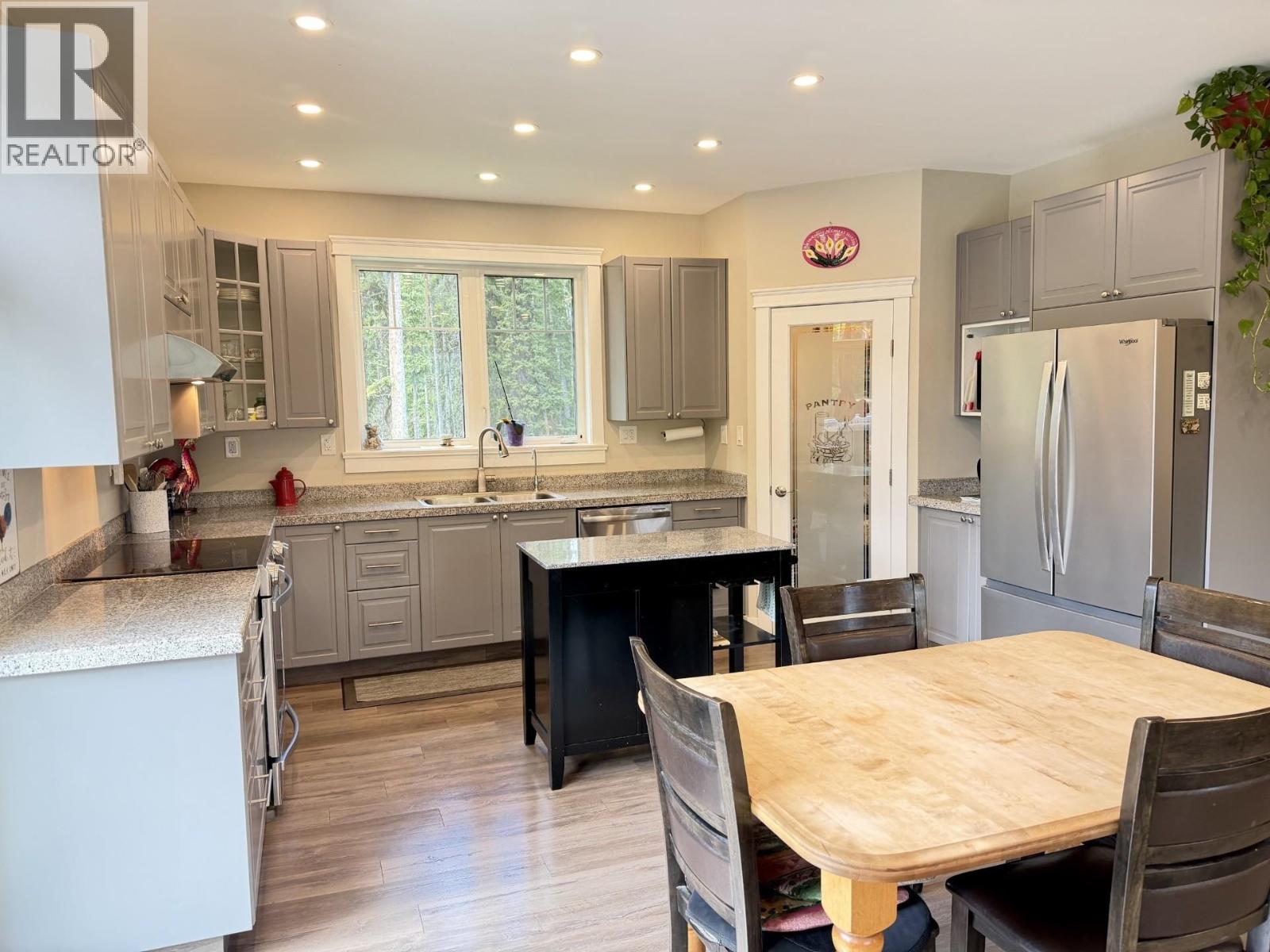 5665 W MEIER ROAD, Cluculz Lake
