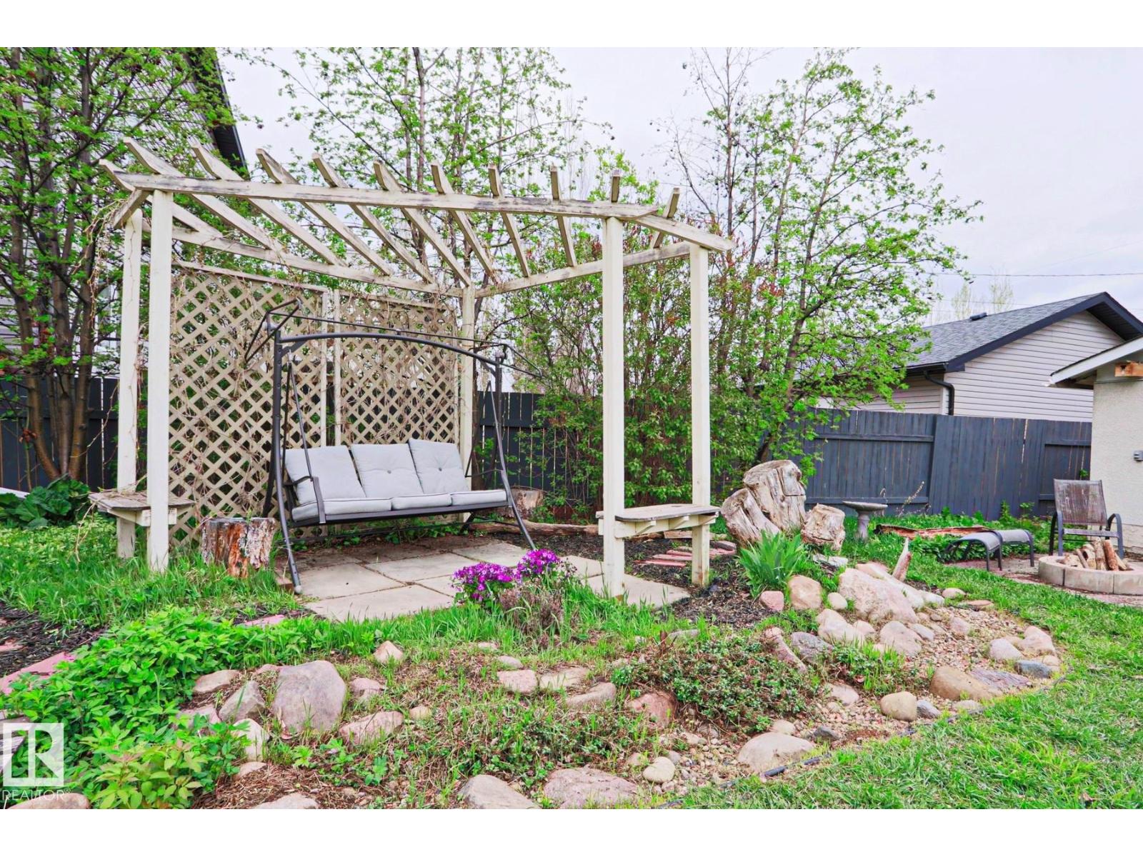 9523 151 ST NW - 47