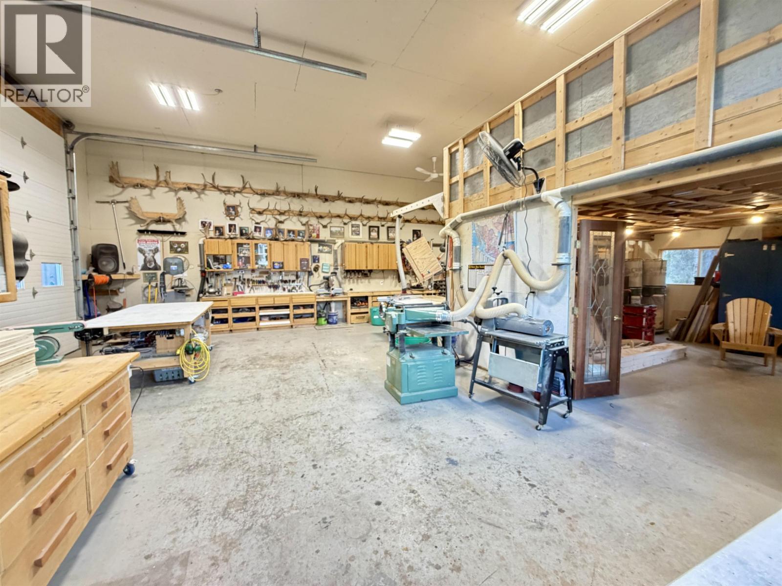 5665 W MEIER ROAD, Cluculz Lake