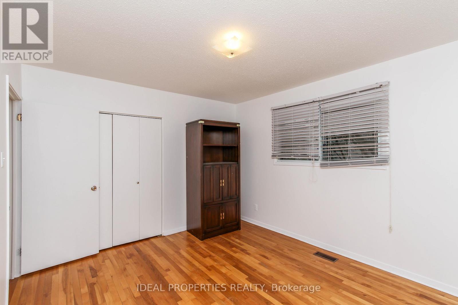 2699 STONE CRESCENT - 16