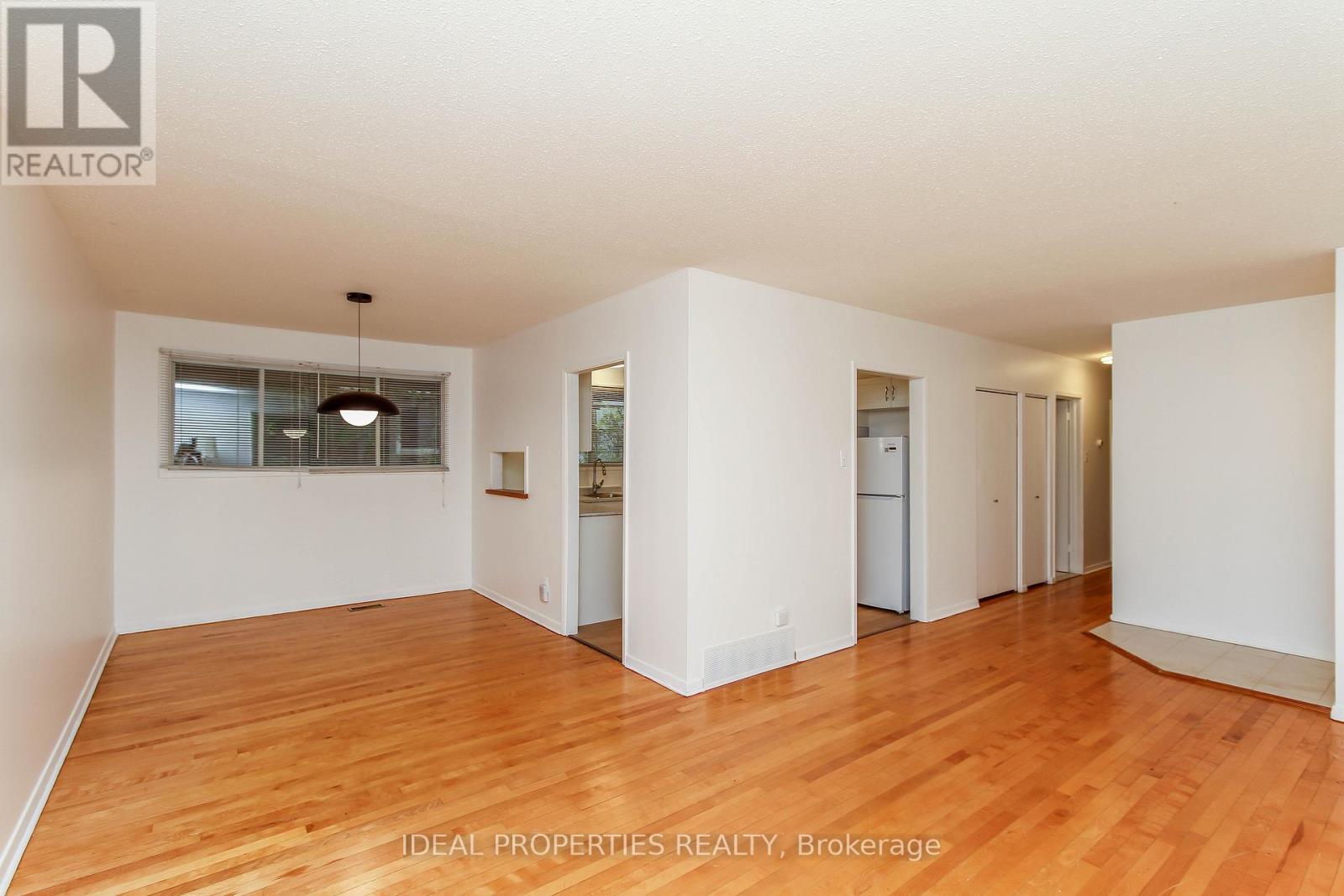 2699 STONE CRESCENT - 7