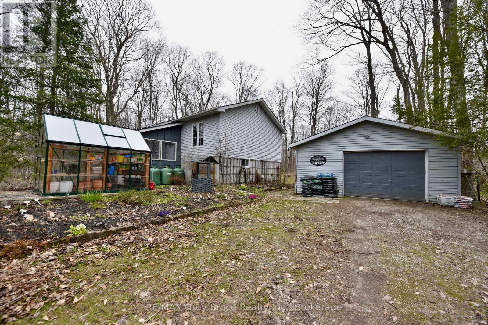 313 TAMMY'S COVE ROAD - 40
