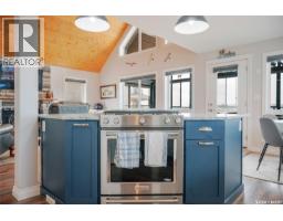 3pc Bathroom - 720 Spruce Street, Lac Des Iles, SK S0M1A0 Photo 11