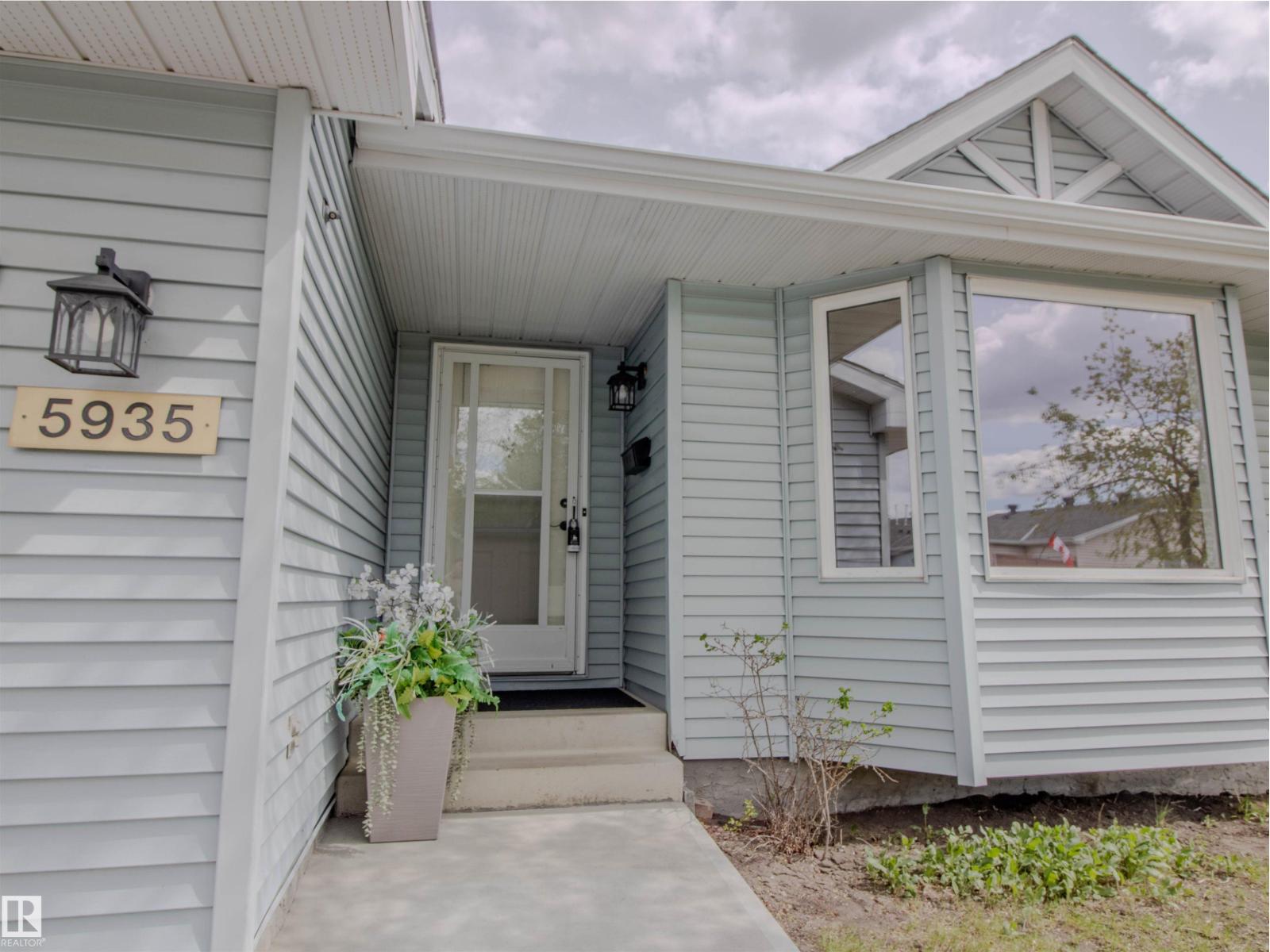 5935 189 ST NW - 3
