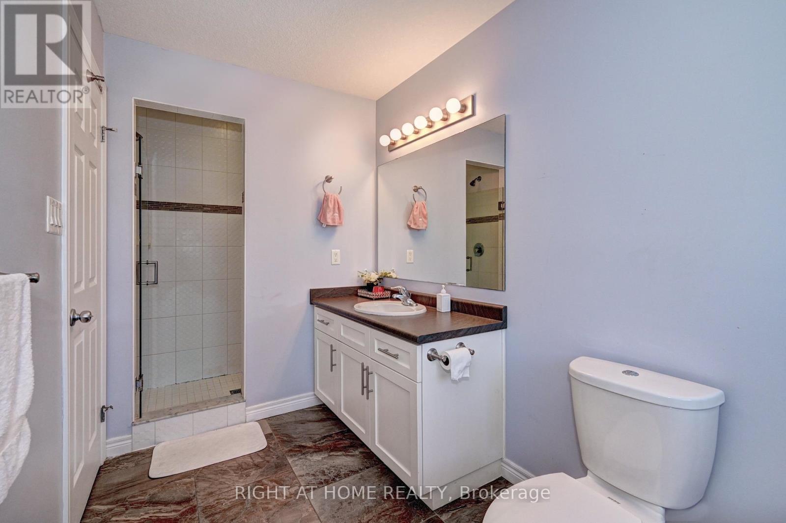 33 MUSSEN STREET - 20