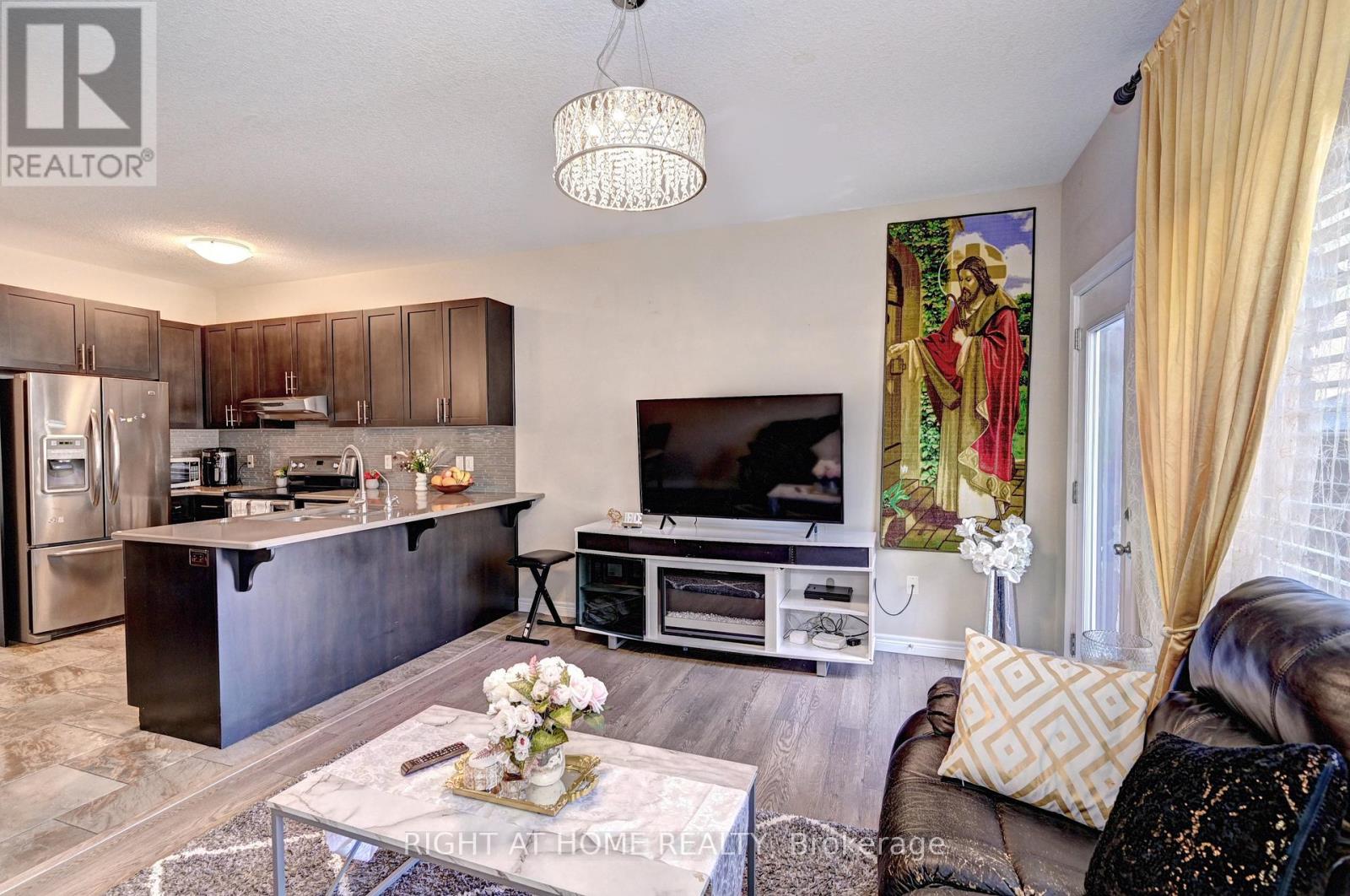 33 MUSSEN STREET - 5