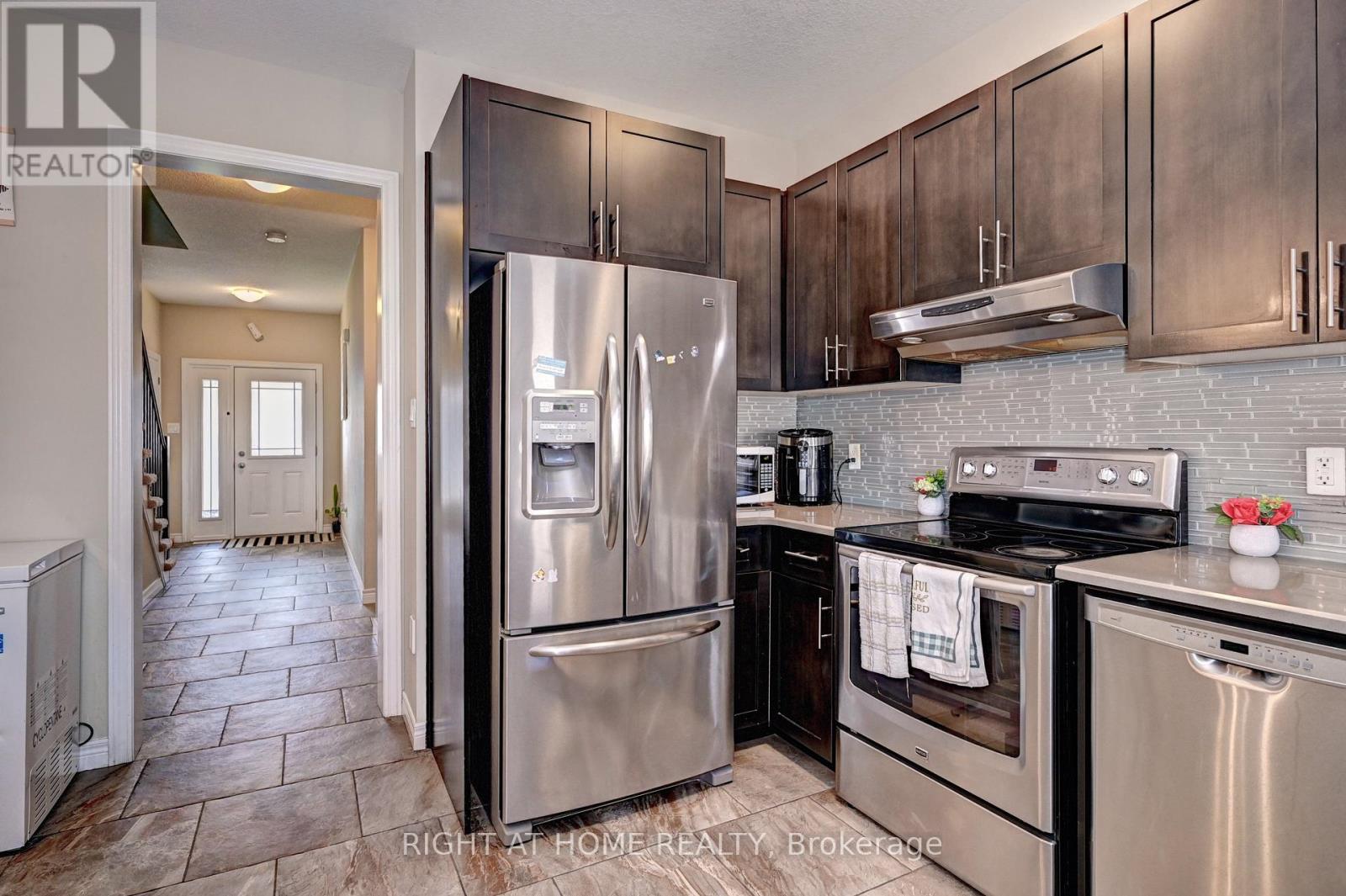 33 MUSSEN STREET - 9