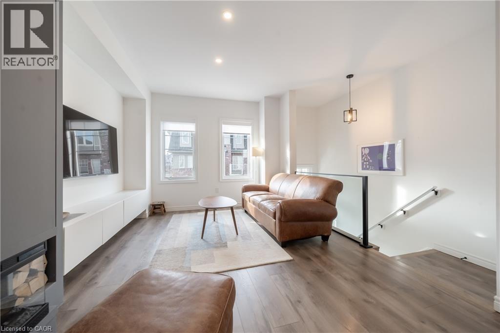 20 MARR Lane N, Ancaster, Ontario, L9G3K9 — Photo 2