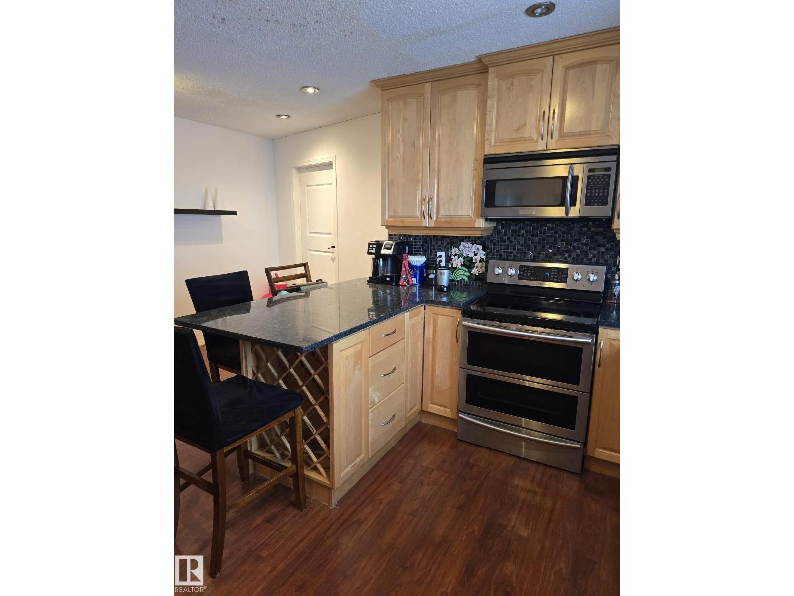 11927 85 ST NW, Edmonton
