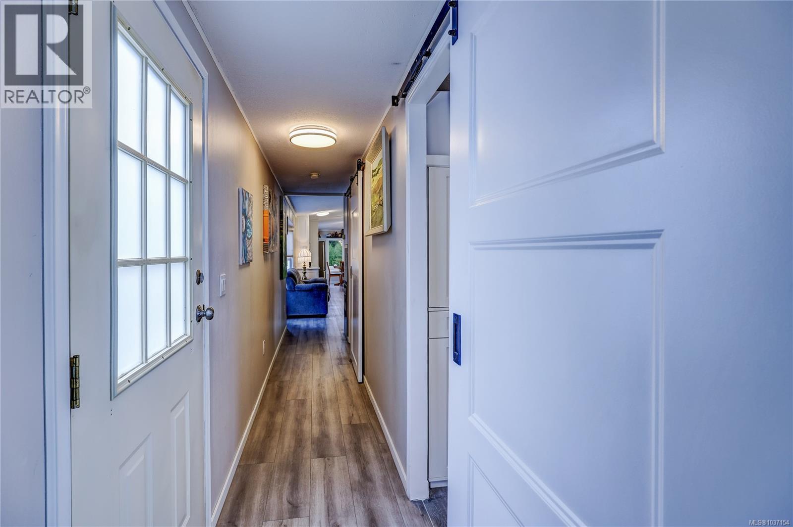 1026 Collier Cres - 21