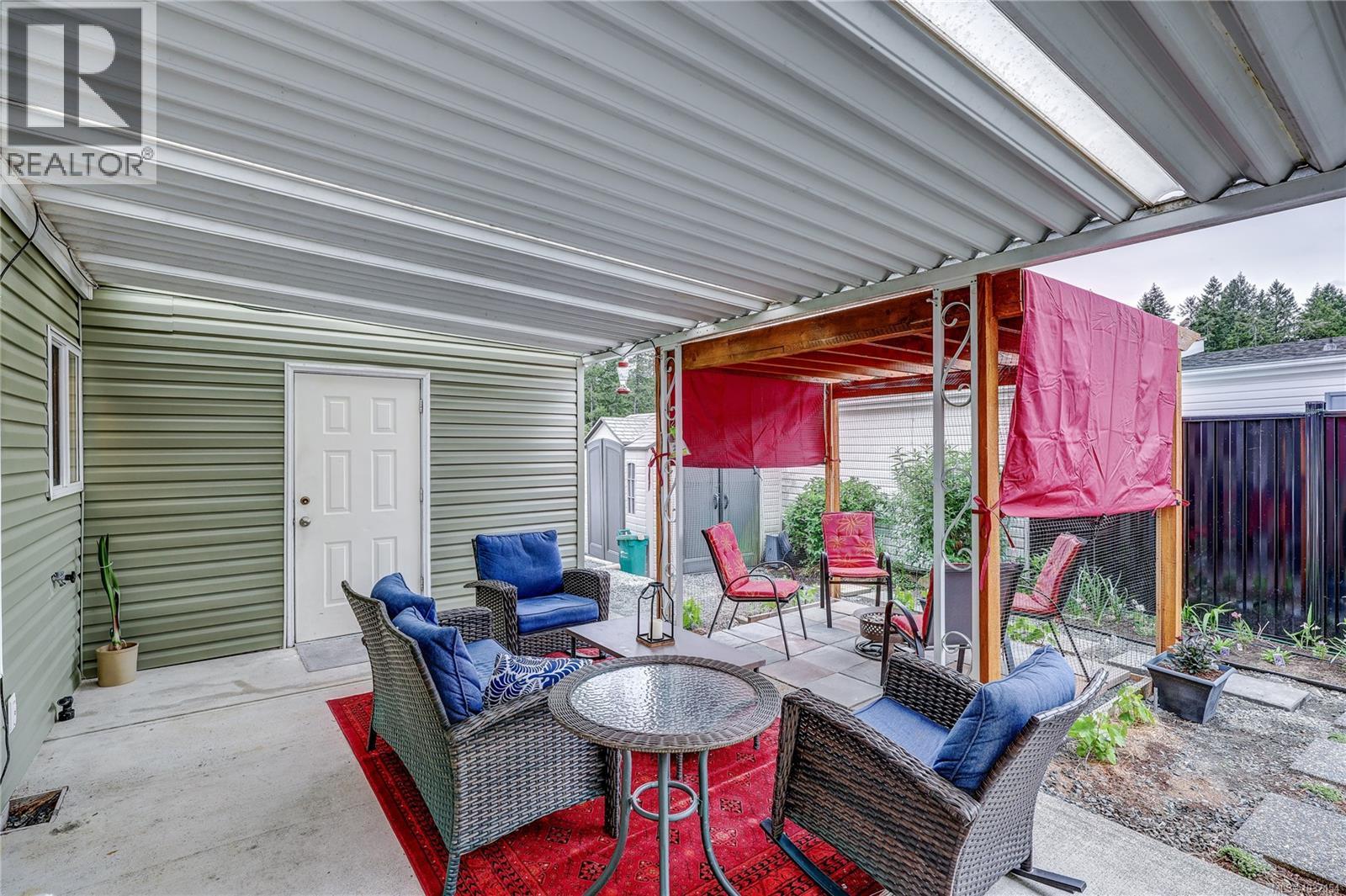 1026 Collier Cres - 25