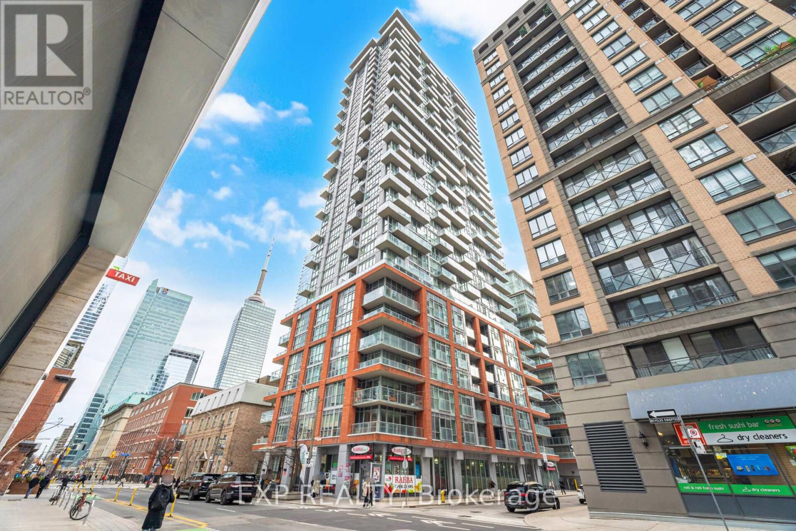 Listing photo of 1907 - 126 SIMCOE STREET