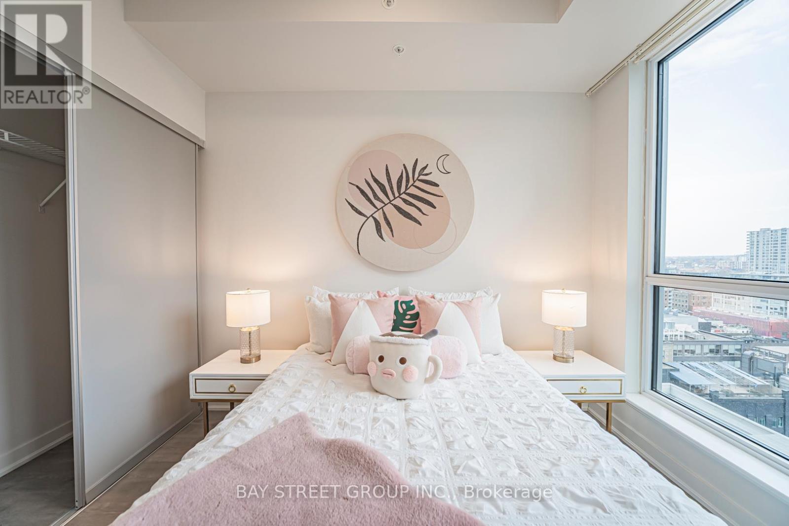 #1502 30 NELSON STREET - 9