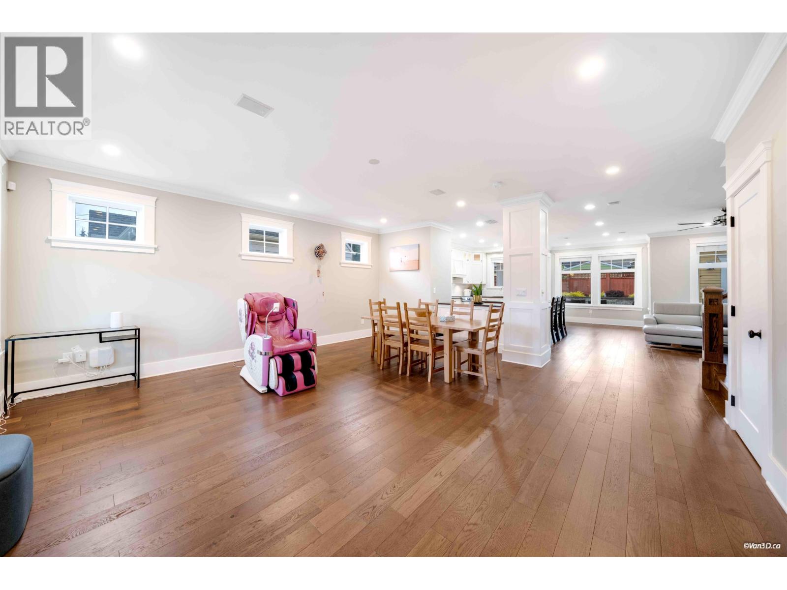 221 NINTH AVENUE, New Westminster