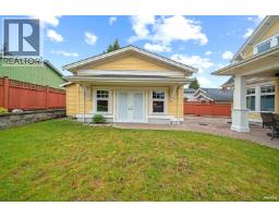 221 Ninth Avenue, New Westminster, BC V3L2A2 Photo 38