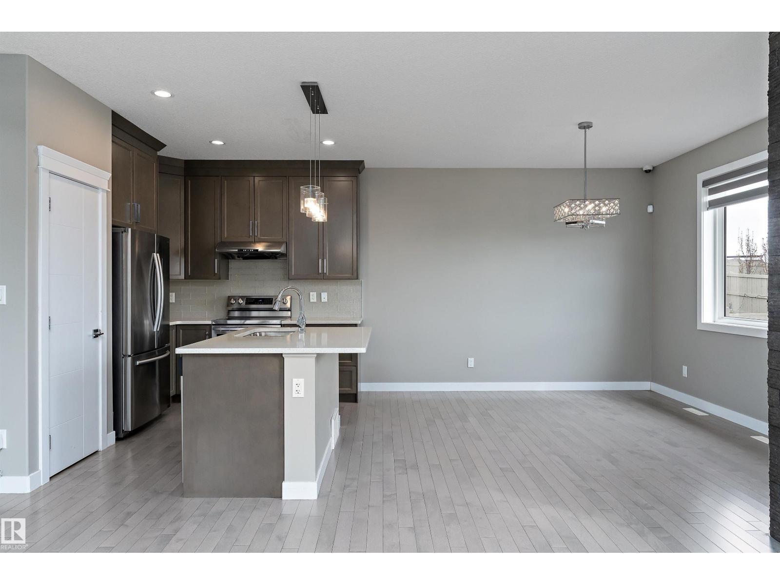 8729 Carson WY SW - 8