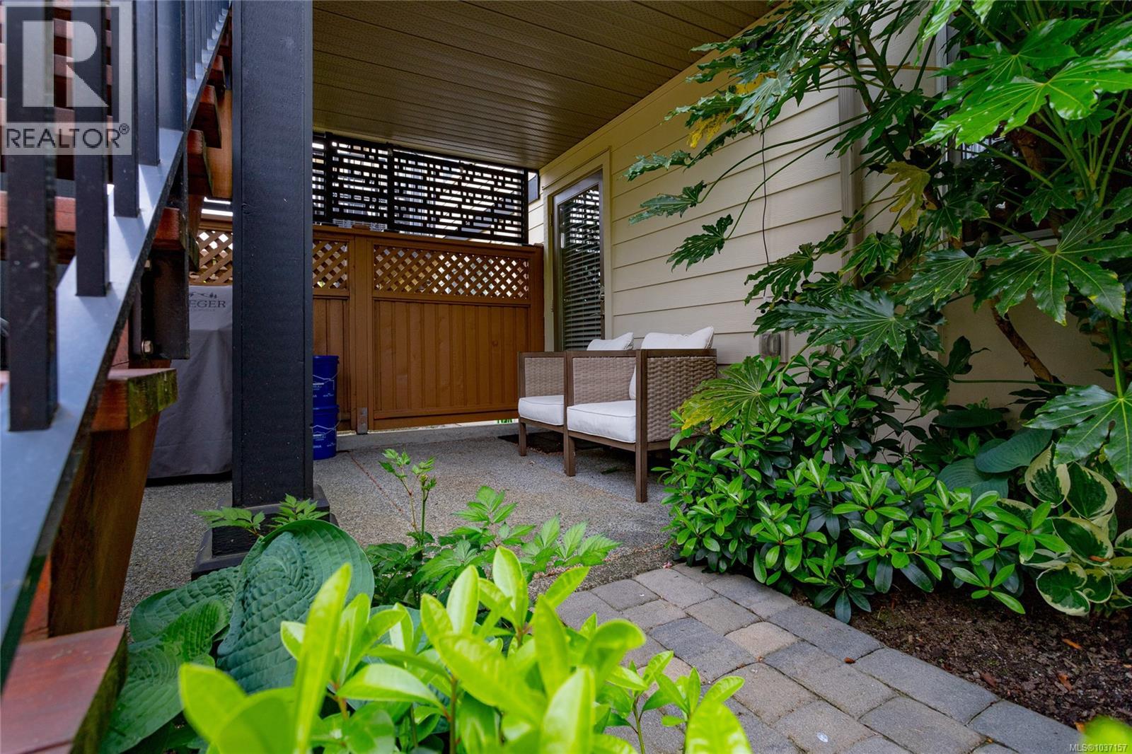 1026 Boeing Close - 30