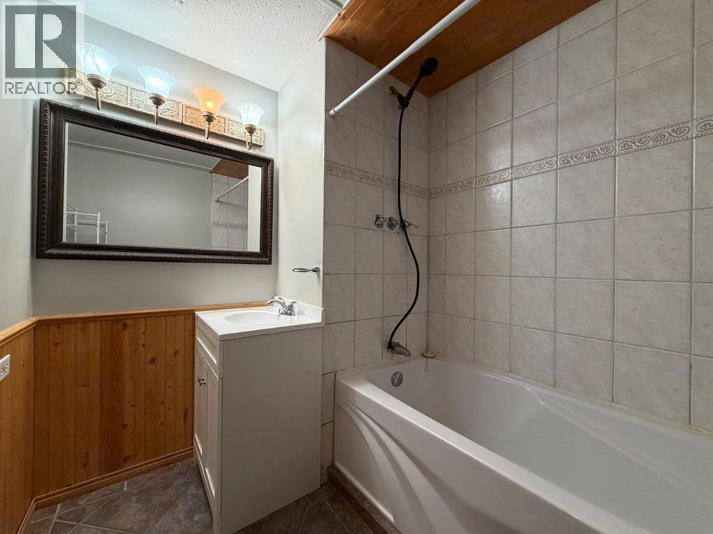 37, 53209 RANGE ROAD 183 — photo 21