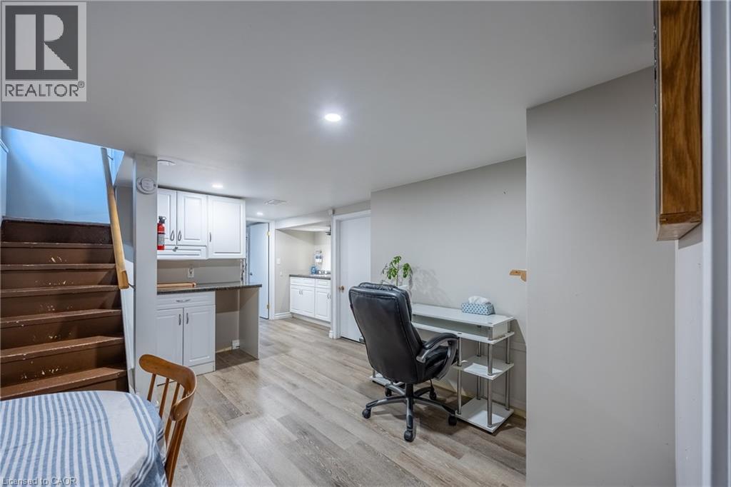 30 GIBSON Drive, Simcoe, Ontario, N3Y3L3 — Photo 3