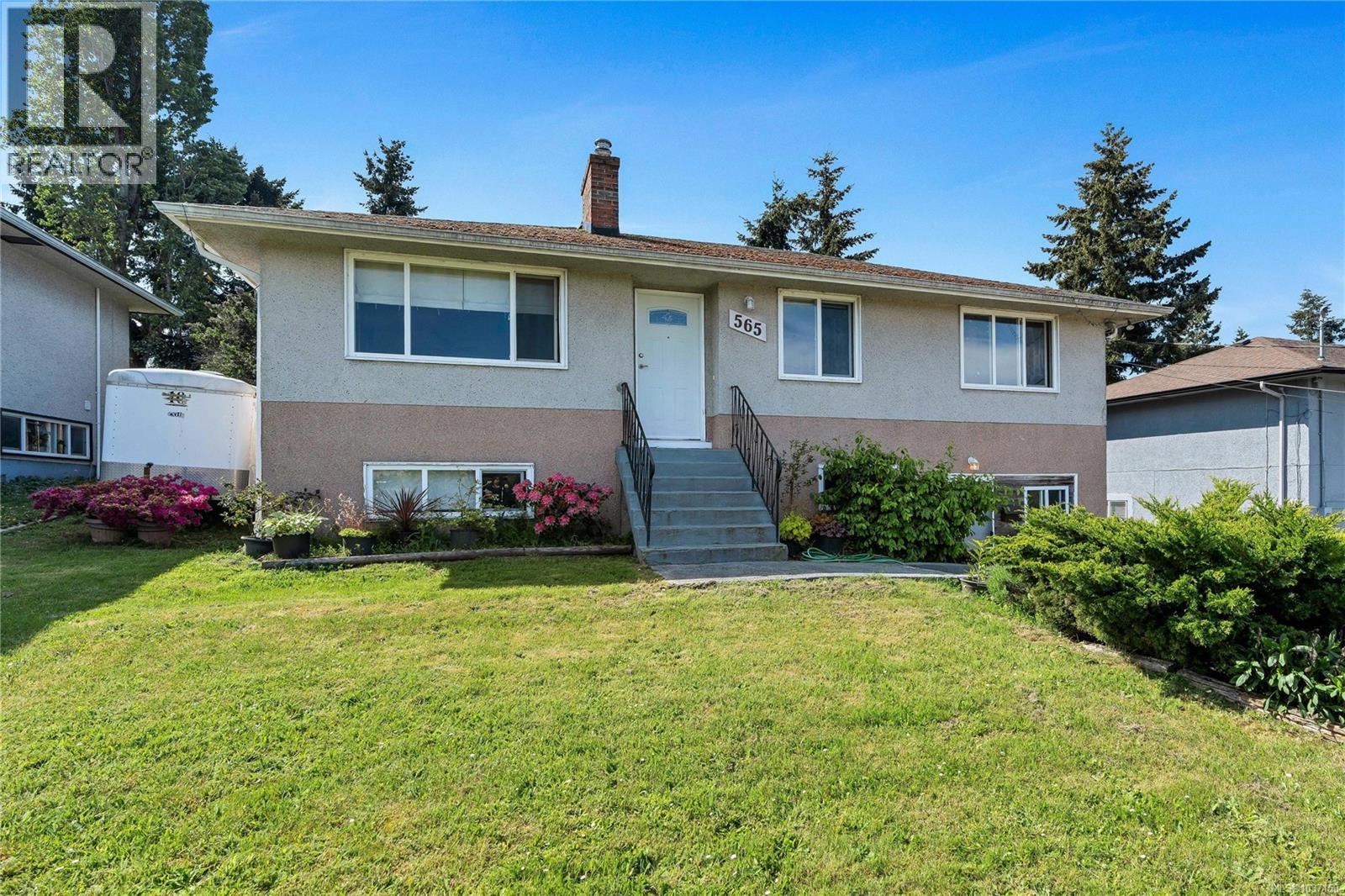  565 Baker Street, Saanich
